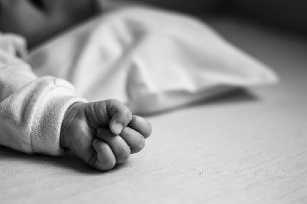 法務部擬加重虐童刑責:虐死7歲以下兒童不得假釋,修法趕進度